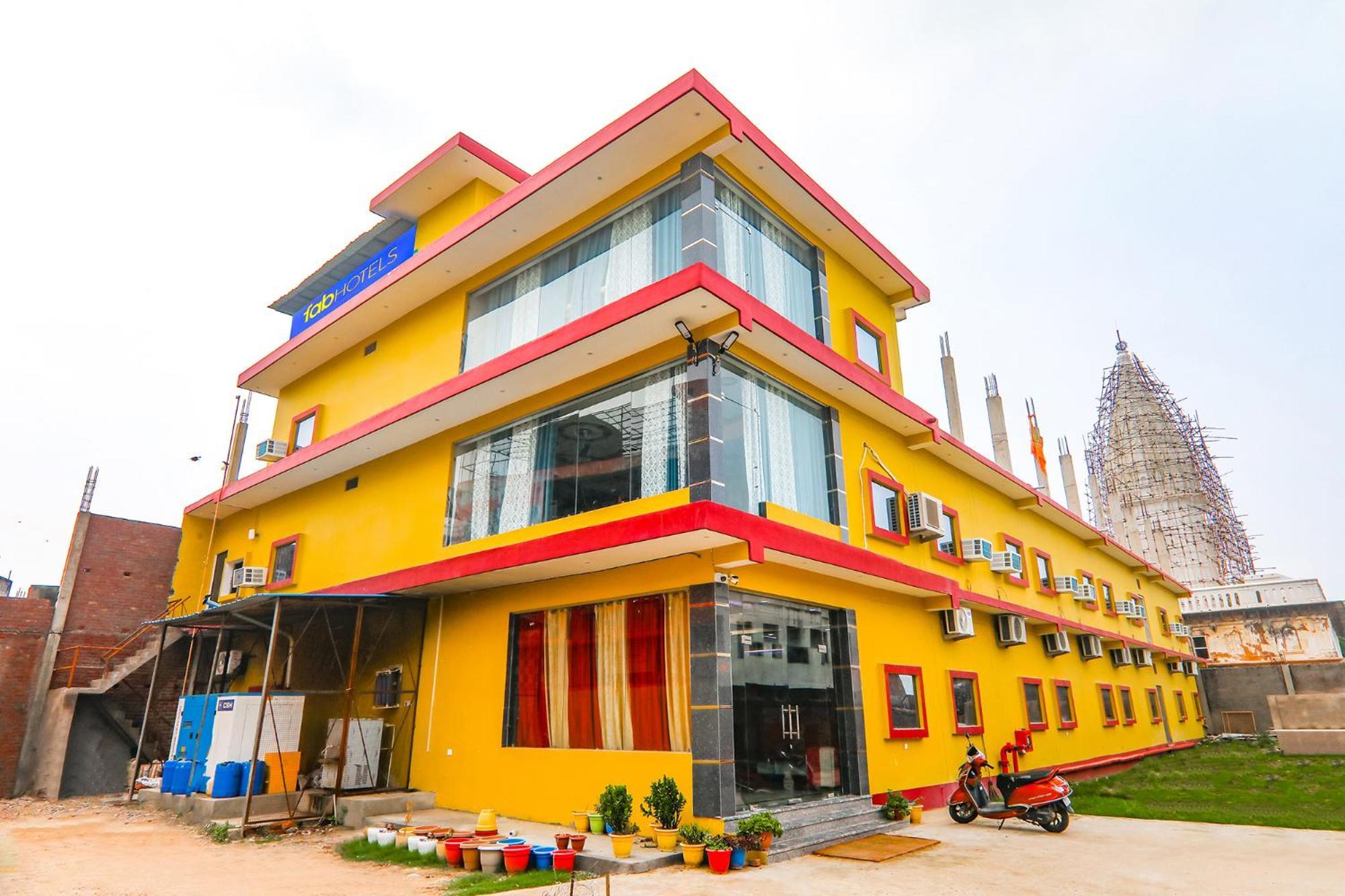 Fabhotel Shree Venkatesh Nileyam Ayodhya Kültér fotó