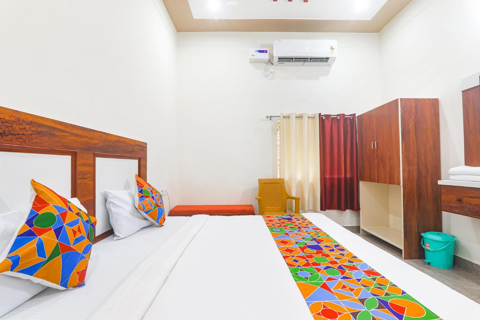 Fabhotel Shree Venkatesh Nileyam Ayodhya Kültér fotó