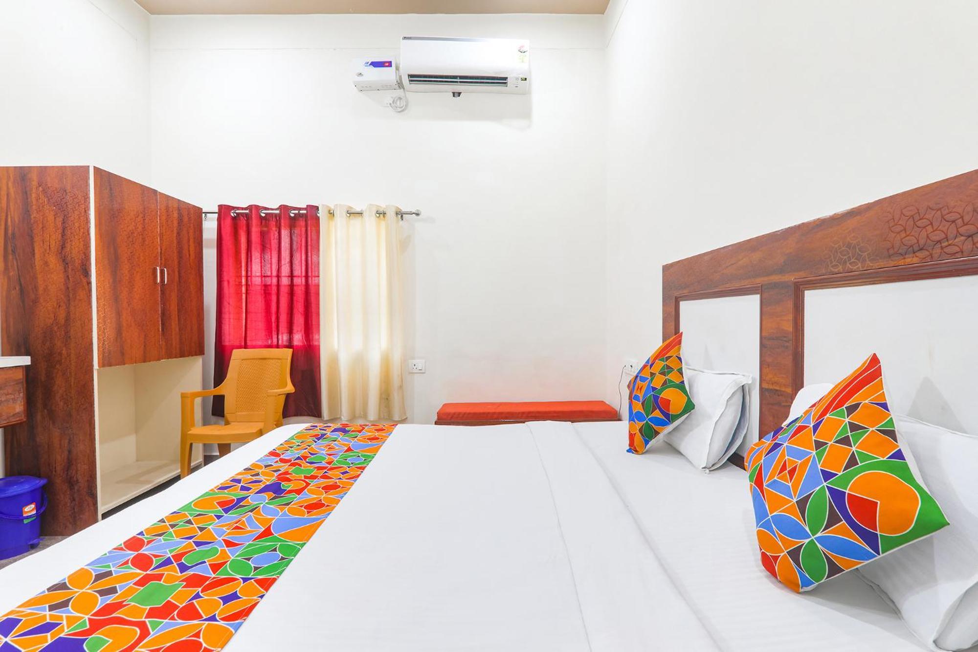 Fabhotel Shree Venkatesh Nileyam Ayodhya Kültér fotó